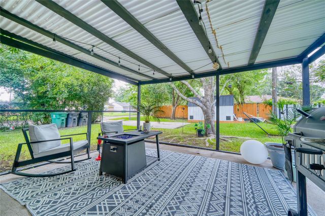 5911 Dawnridge Drive, Houston, TX 77035