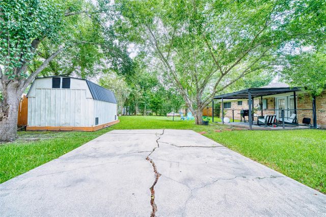5911 Dawnridge Drive, Houston, TX 77035