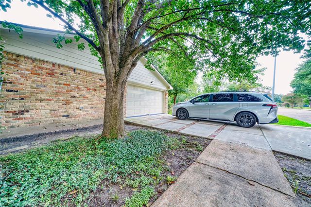 5911 Dawnridge Drive, Houston, TX 77035