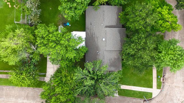5911 Dawnridge Drive, Houston, TX 77035