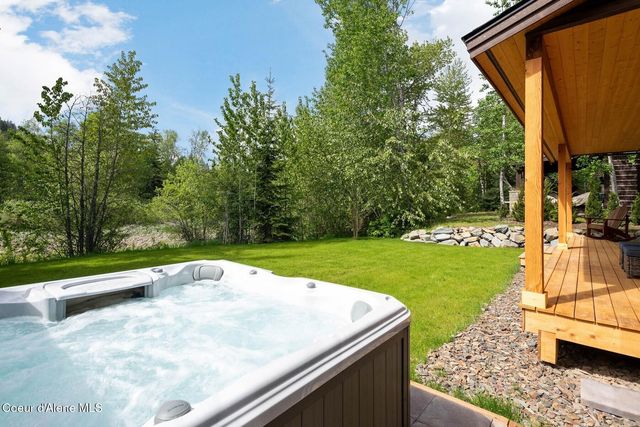 340 N Idaho Club Dr, Sandpoint, ID 83864