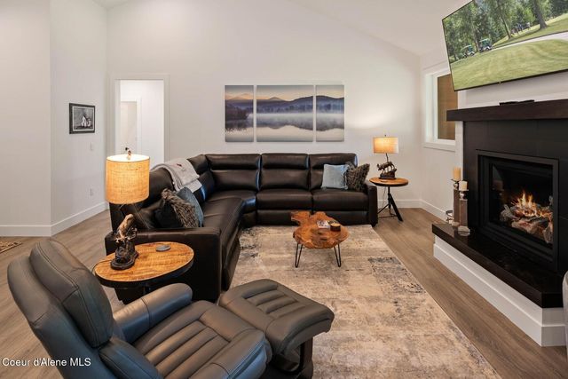 340 N Idaho Club Dr, Sandpoint, ID 83864