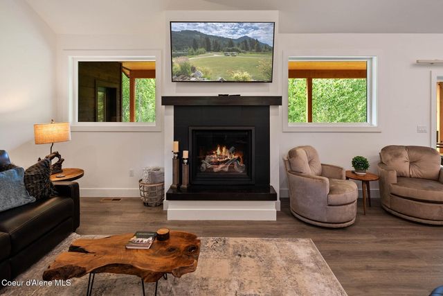 340 N Idaho Club Dr, Sandpoint, ID 83864