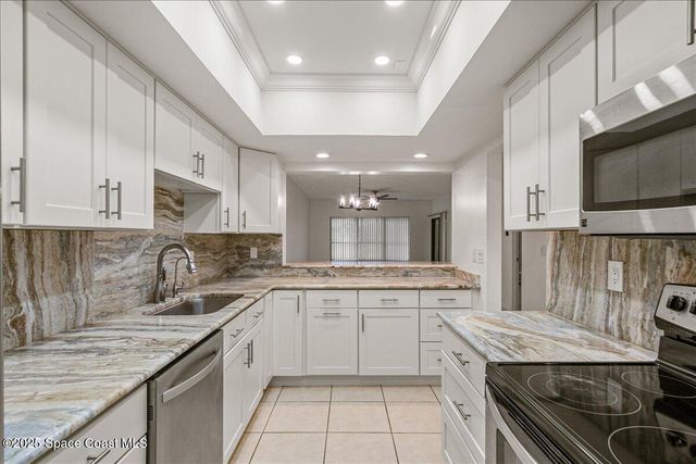 6165 S Mirror Lake Drive 103, Sebastian, FL 32958