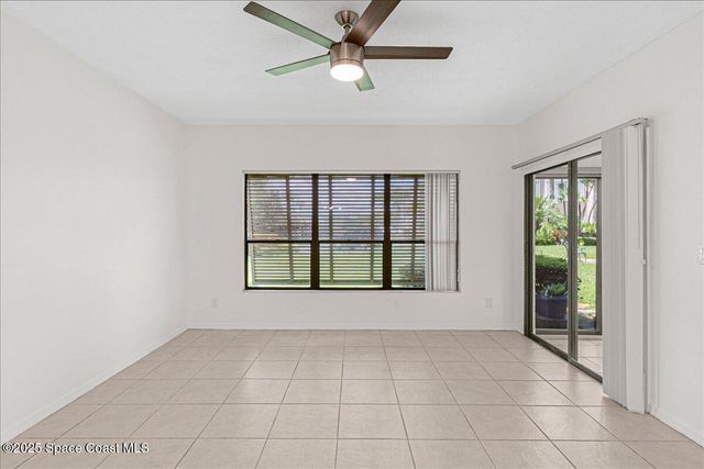 6165 S Mirror Lake Drive 103, Sebastian, FL 32958
