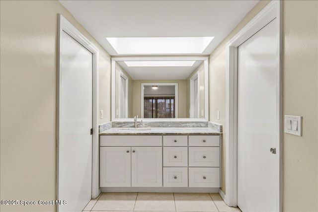 6165 S Mirror Lake Drive 103, Sebastian, FL 32958