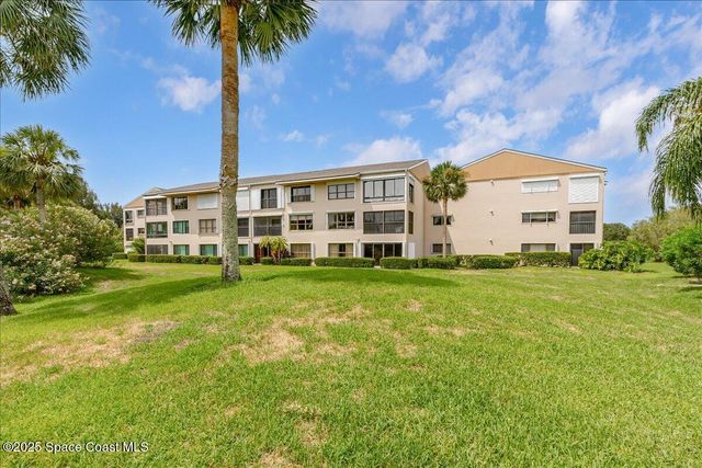 6165 S Mirror Lake Drive 103, Sebastian, FL 32958