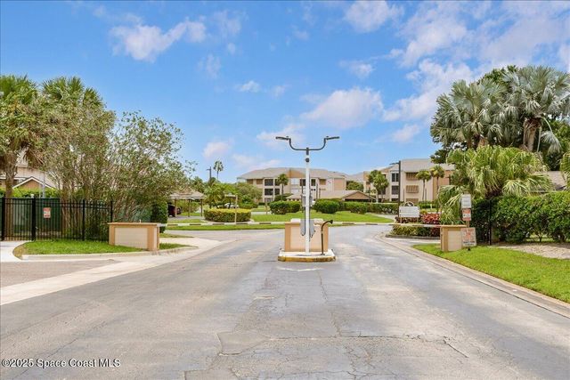 6165 S Mirror Lake Drive 103, Sebastian, FL 32958