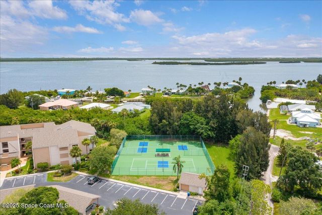 6165 S Mirror Lake Drive 103, Sebastian, FL 32958