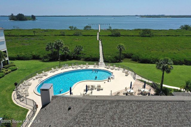 6165 S Mirror Lake Drive 103, Sebastian, FL 32958