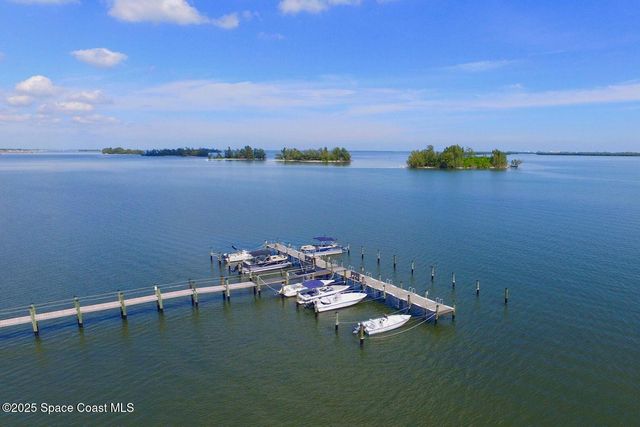 6165 S Mirror Lake Drive 103, Sebastian, FL 32958