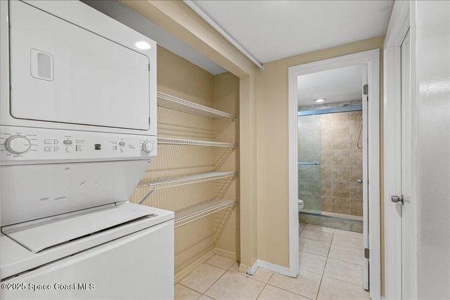 6165 S Mirror Lake Drive 103, Sebastian, FL 32958