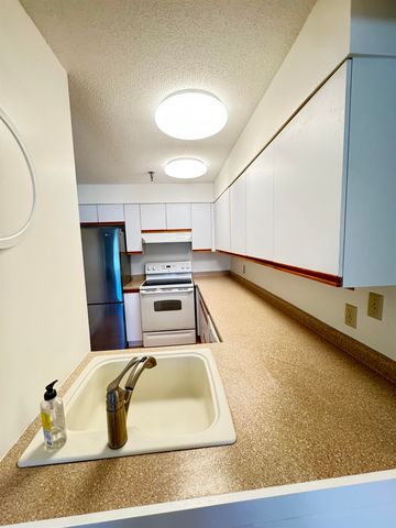 53 Lyme Rd Apt 27, Hanover, NH 03755