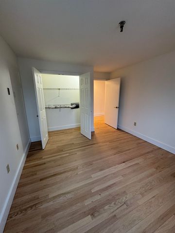 53 Lyme Rd Apt 27, Hanover, NH 03755