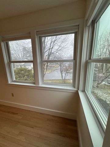 53 Lyme Rd Apt 27, Hanover, NH 03755