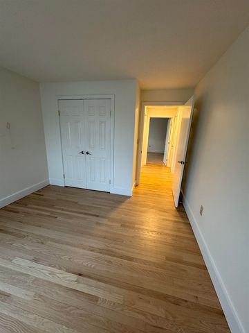 53 Lyme Rd Apt 27, Hanover, NH 03755
