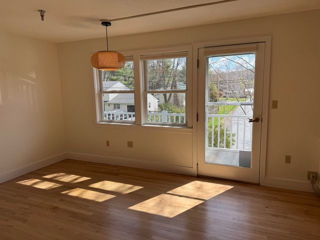 53 Lyme Rd Apt 27, Hanover, NH 03755
