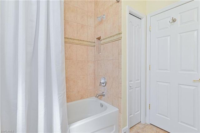 12585 Gemstone CT, Fort Myers, FL 33913