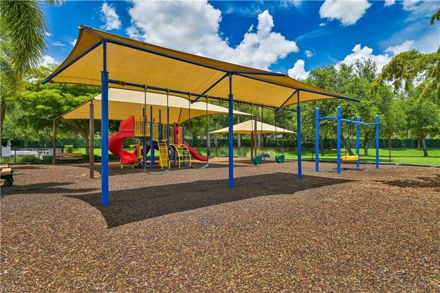 12585 Gemstone CT, Fort Myers, FL 33913