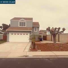 202 Almondtree Lane, Oakley, CA 94561