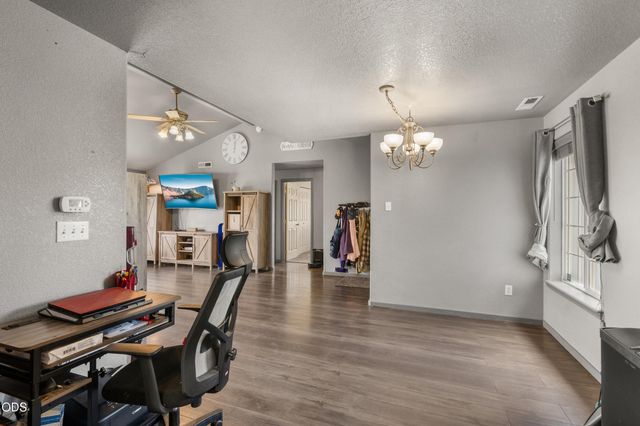 8092 Abbey Road, White City, OR 97503