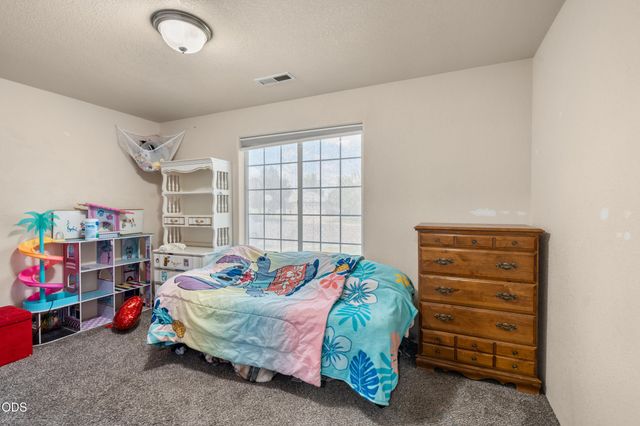 8092 Abbey Road, White City, OR 97503