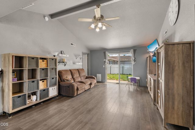 8092 Abbey Road, White City, OR 97503