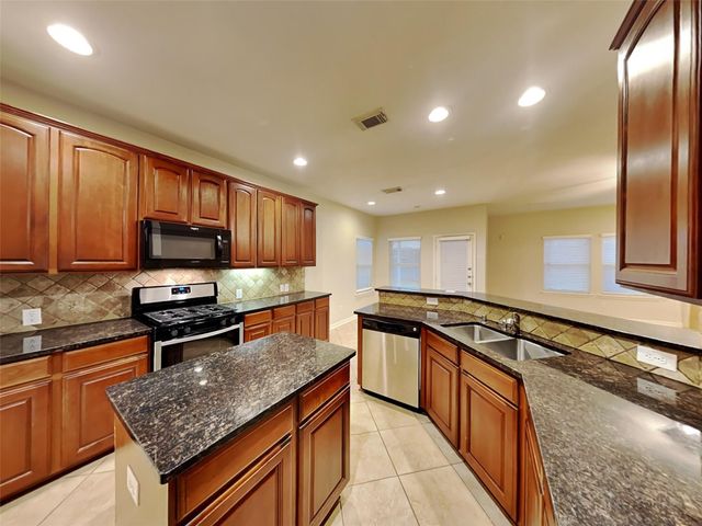 16706 Grove Mesa Trail, Spring, TX 77379