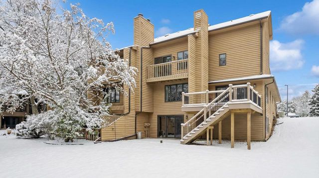 1505 N BAY HIGHLANDS DRIVE, Green Bay, WI 54311