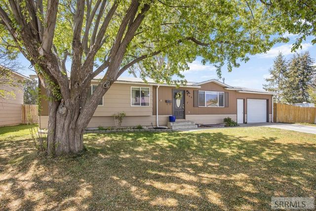 396 Berrett Avenue, Shelley, ID 83274