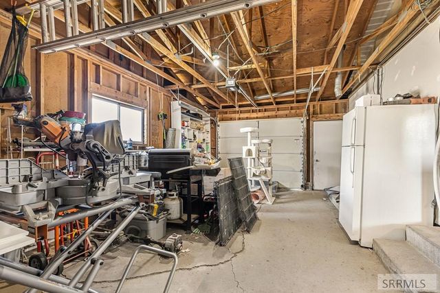 396 Berrett Avenue, Shelley, ID 83274