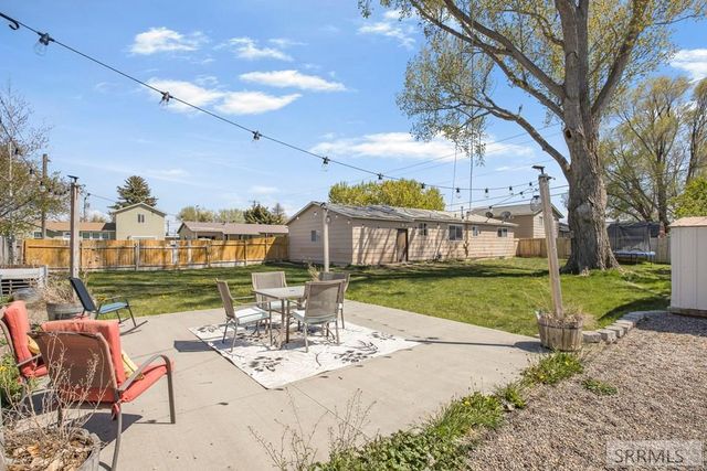 396 Berrett Avenue, Shelley, ID 83274