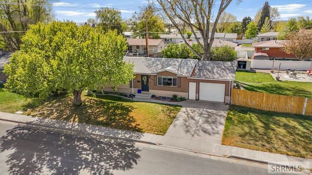 396 Berrett Avenue, Shelley, ID 83274