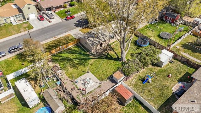 396 Berrett Avenue, Shelley, ID 83274