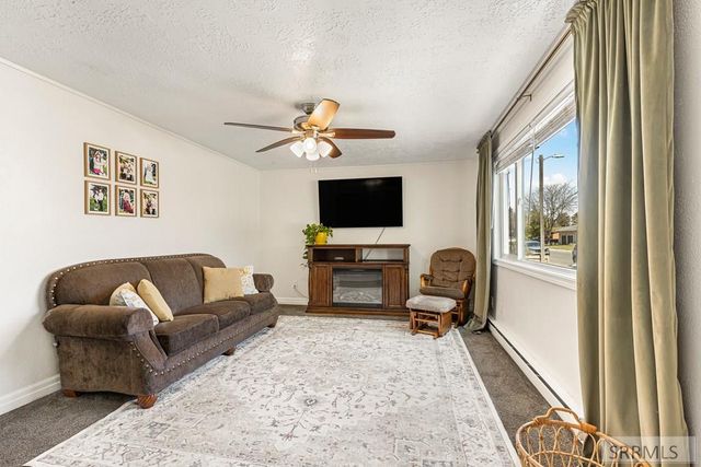 396 Berrett Avenue, Shelley, ID 83274