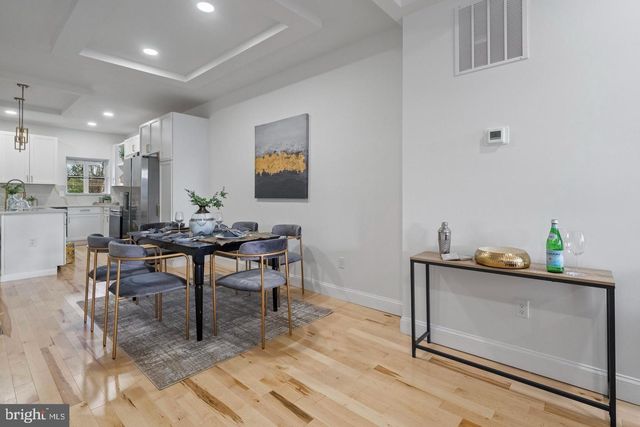 1049 N MILTON AVE, Baltimore, MD 21205