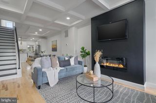 1049 N MILTON AVE, Baltimore, MD 21205