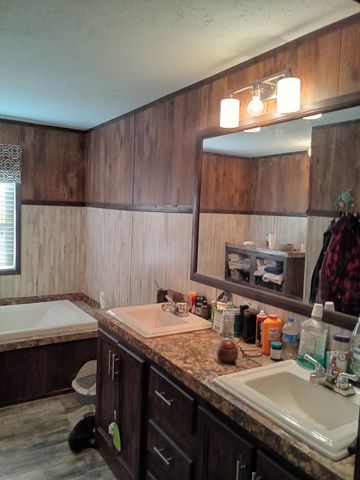 632 County Road 183, Carthage, TX 75633