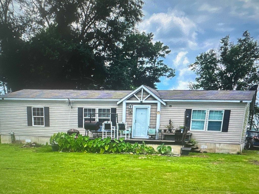 632 County Road 183, Carthage, TX 75633