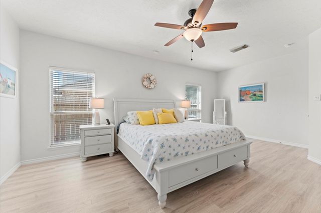 5114 Brett Drive, Pearland, TX 77584