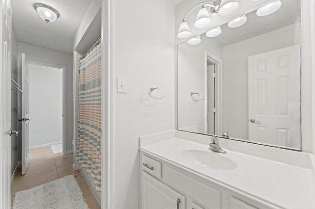 5114 Brett Drive, Pearland, TX 77584