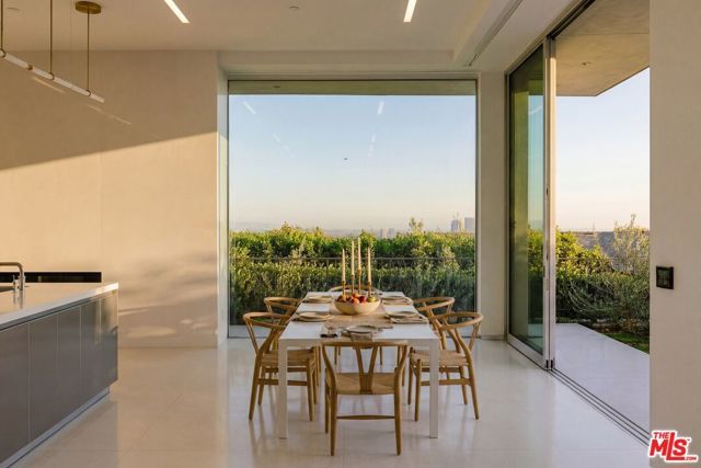 1029 Wallace, Beverly Hills, CA 90210