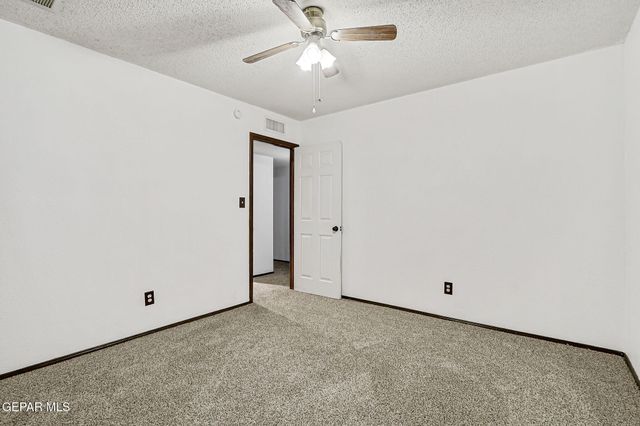 6940 VILLA HERMOSA Drive, El Paso, TX 79912