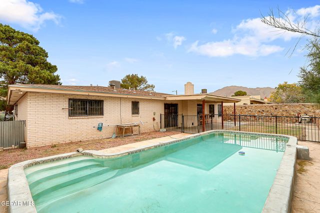 6940 VILLA HERMOSA Drive, El Paso, TX 79912