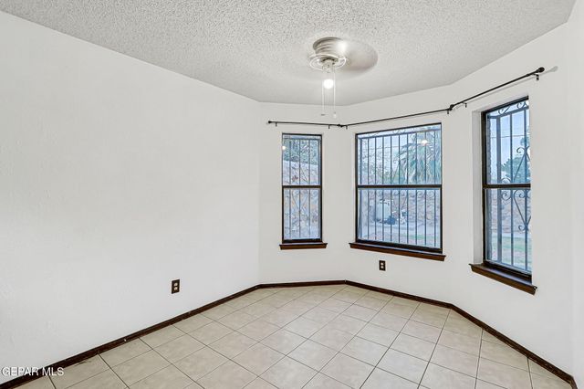 6940 VILLA HERMOSA Drive, El Paso, TX 79912