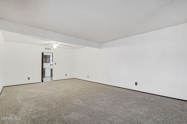 6940 VILLA HERMOSA Drive, El Paso, TX 79912