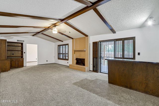 6940 VILLA HERMOSA Drive, El Paso, TX 79912