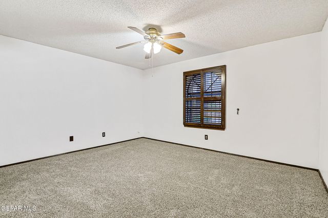 6940 VILLA HERMOSA Drive, El Paso, TX 79912