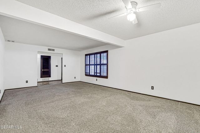 6940 VILLA HERMOSA Drive, El Paso, TX 79912