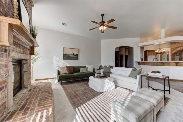 18808 Shilstone Way, Edmond, OK 73012